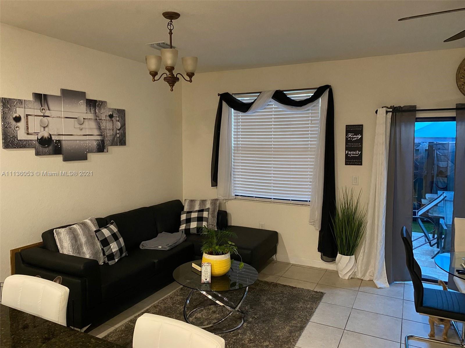 COCO PALM ESTATES - Residential