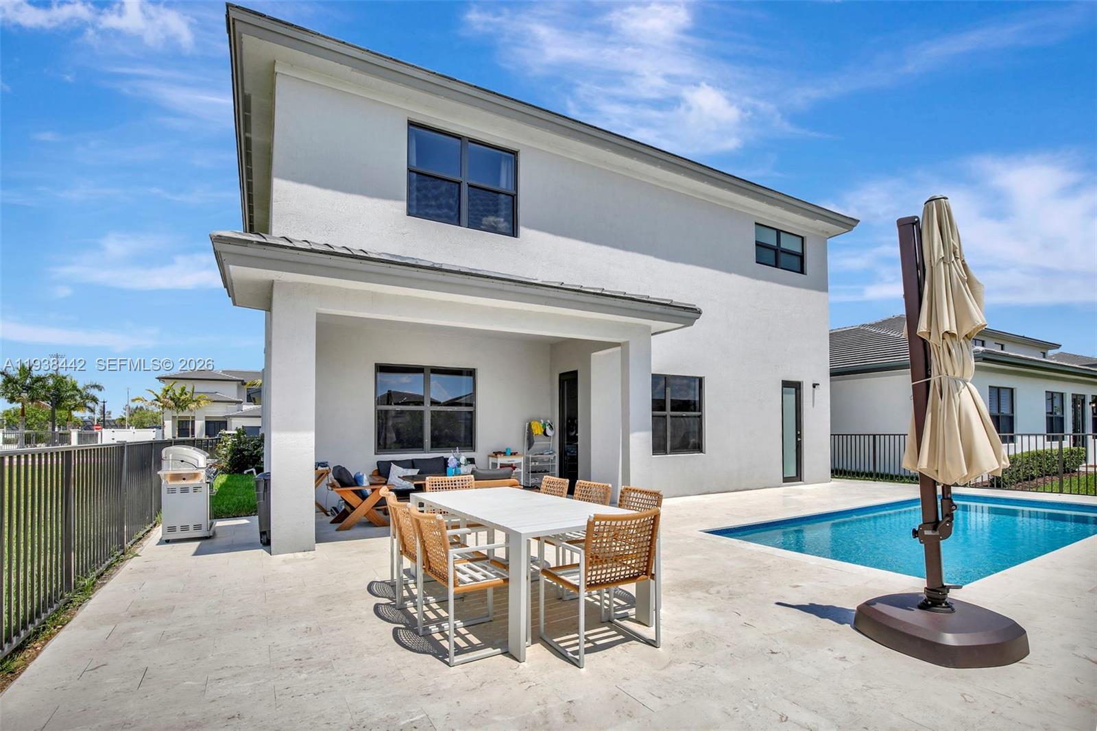 TUSCAN ISLES - Residential