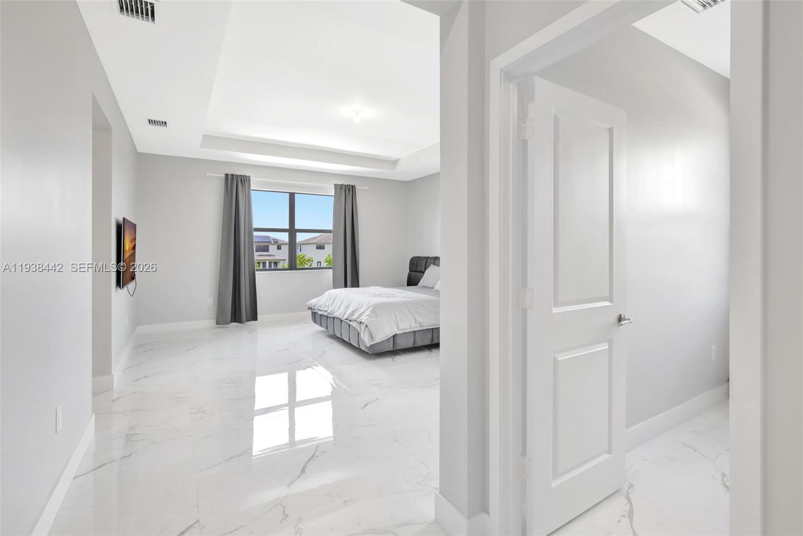 TUSCAN ISLES - Residential