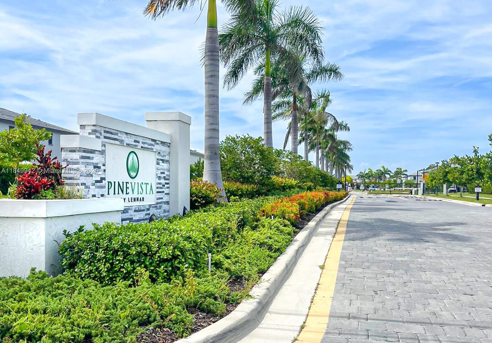 PINE ISLE - Residential