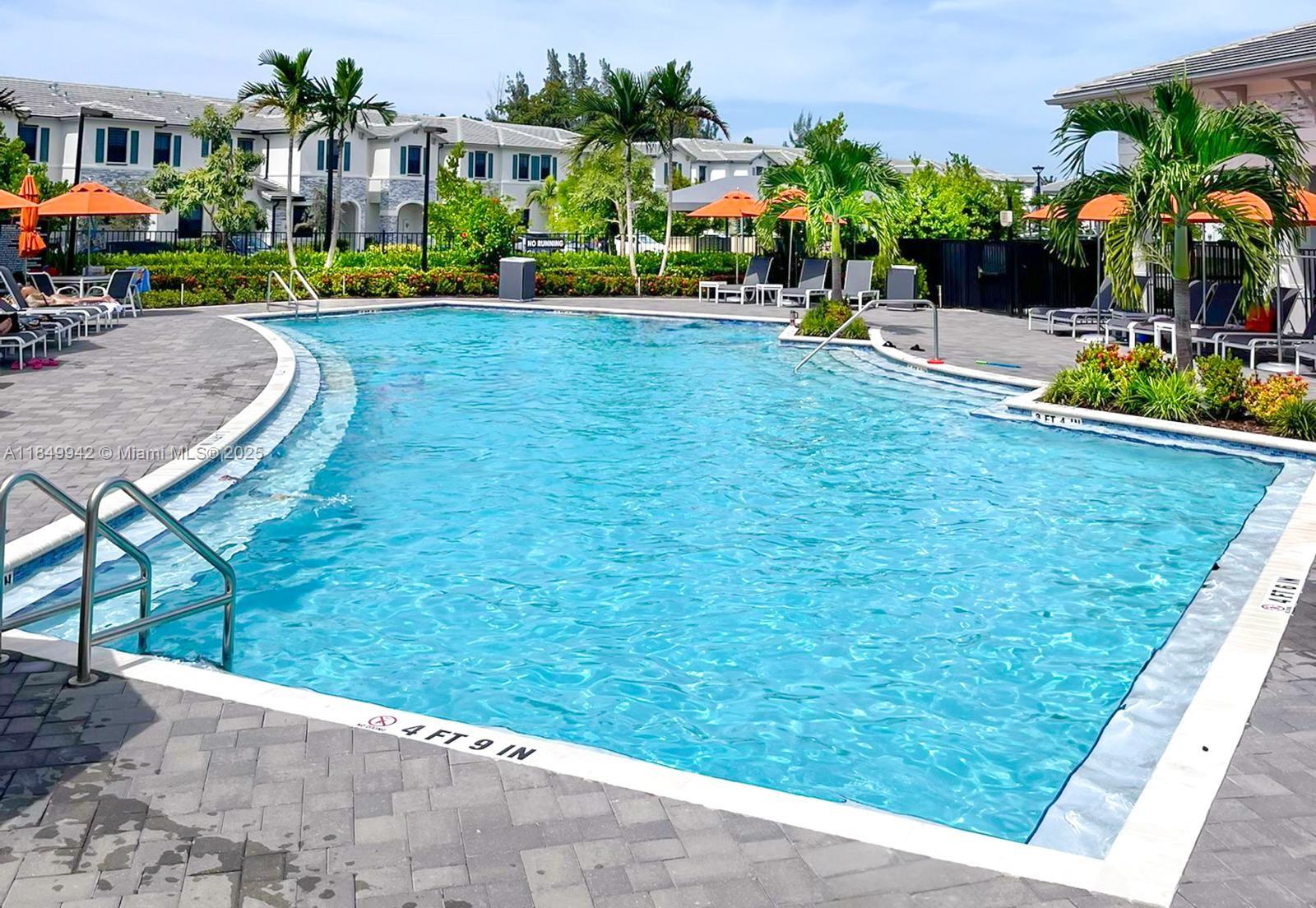 PINE ISLE - Residential