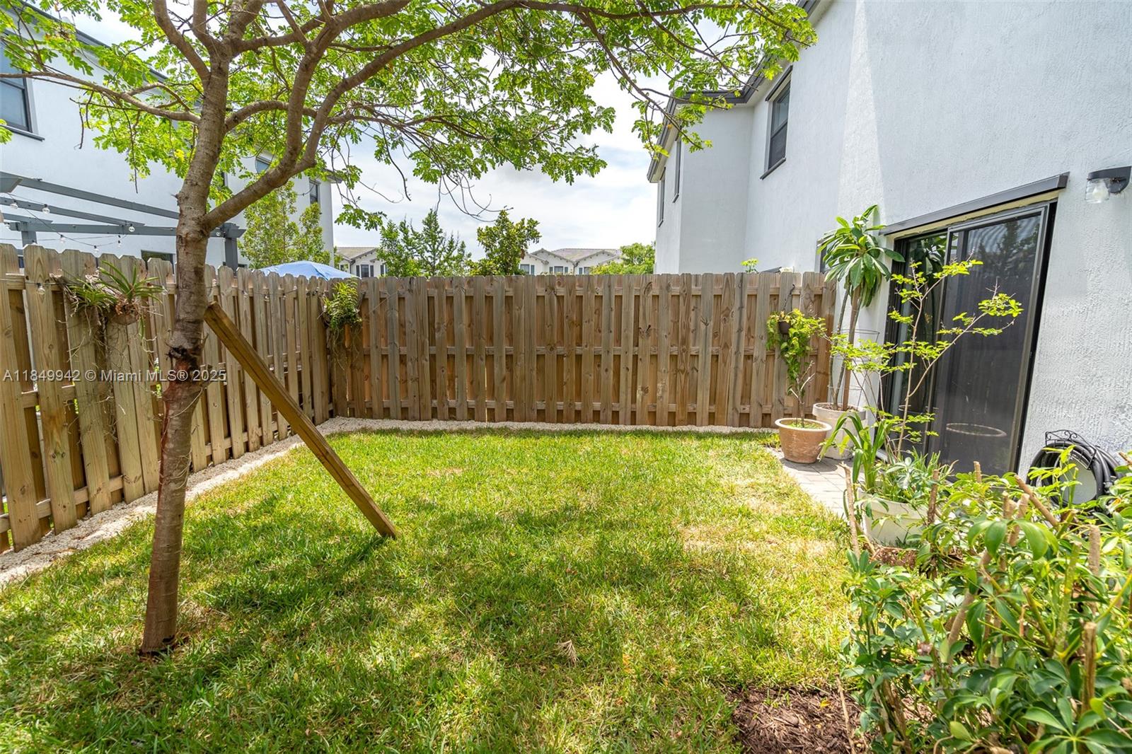 PINE ISLE - Residential