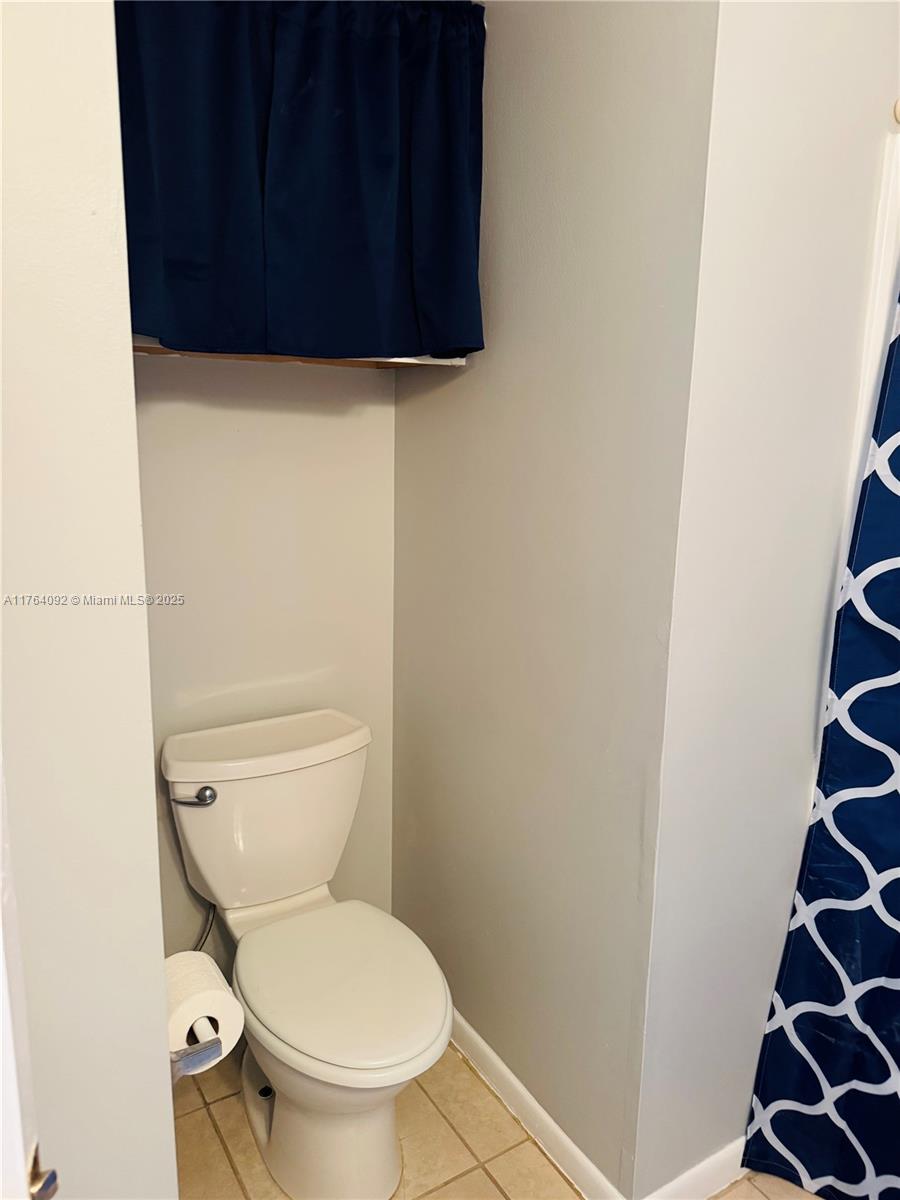 CASABLANCA ISLES CONDO - Residential