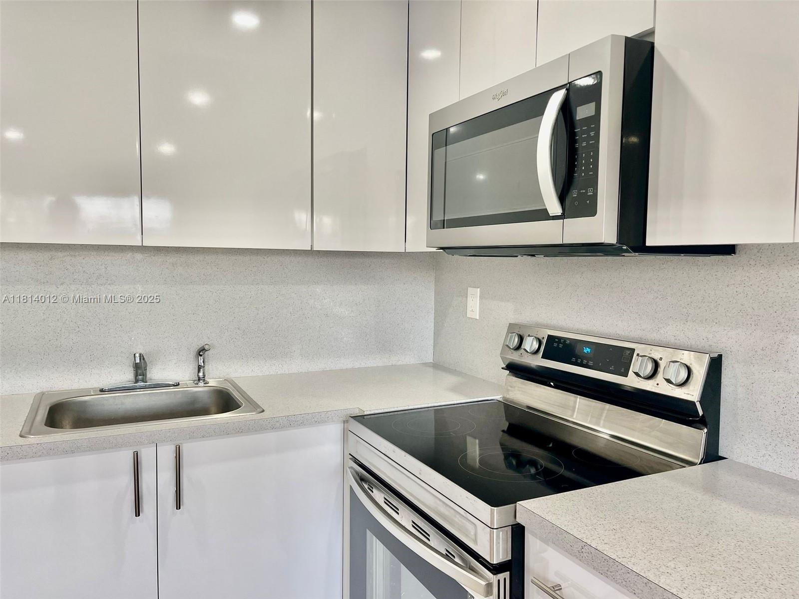 SANTA BARBARA ESTATES - Residential Lease