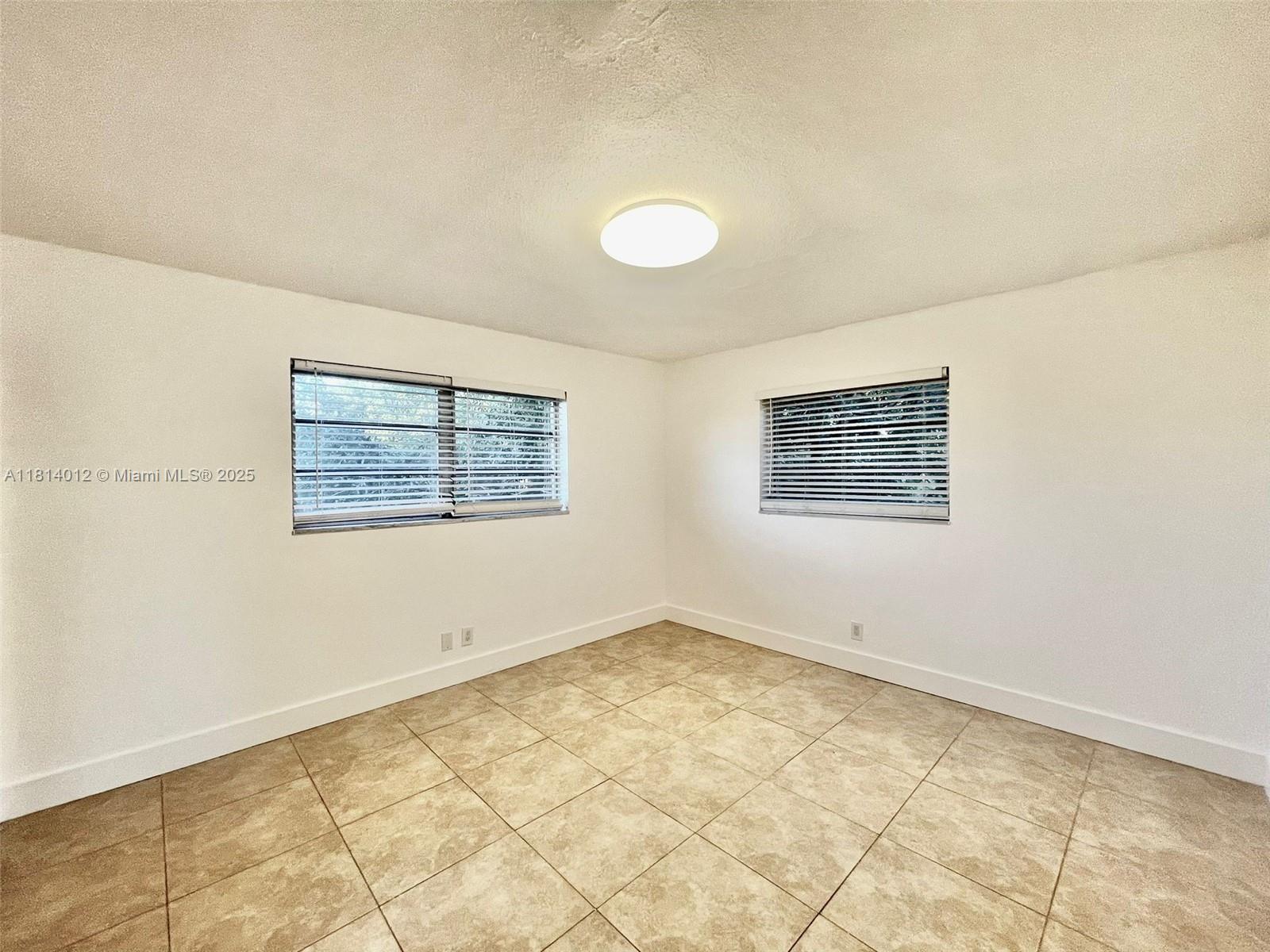 SANTA BARBARA ESTATES - Residential Lease