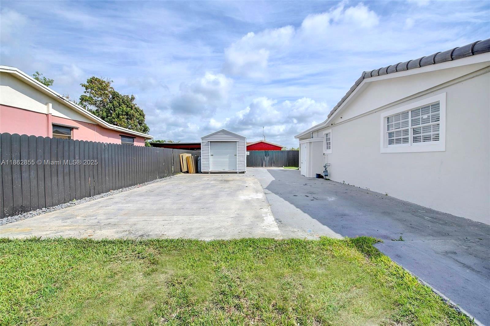 11831 SW 206th Ter