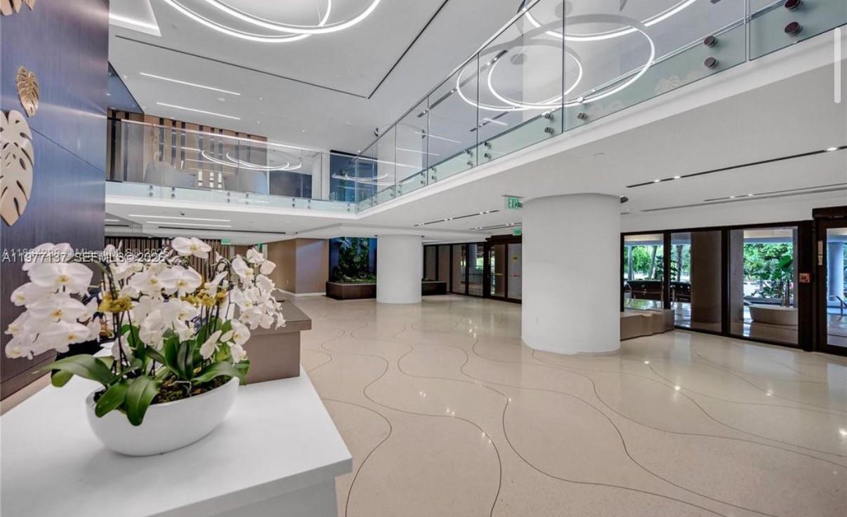 NINE ISLAND AVENUE CONDO - Residential