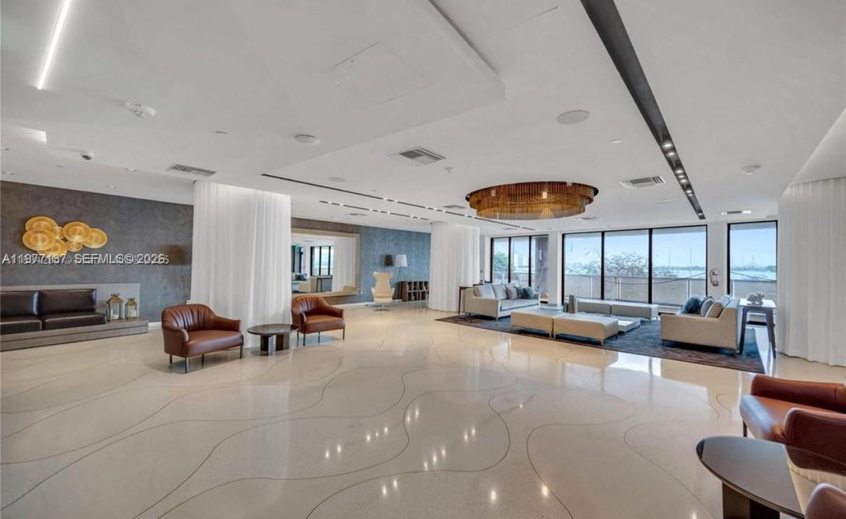 NINE ISLAND AVENUE CONDO - Residential