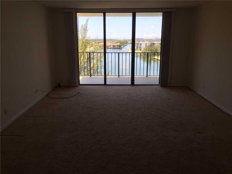 THE CLIPPER AT BISC COVE - Residential Lease