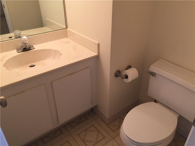 THE CLIPPER AT BISC COVE - Residential Lease