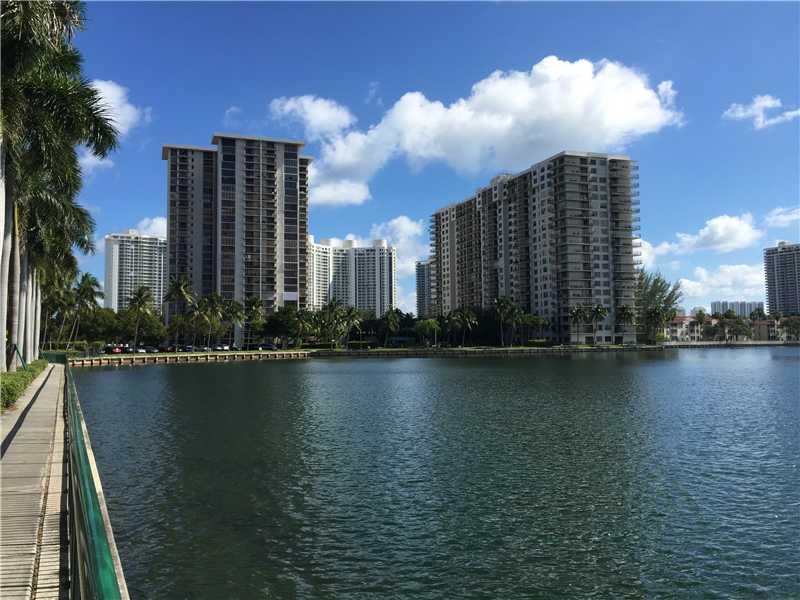 THE CLIPPER AT BISC COVE - Residential Lease