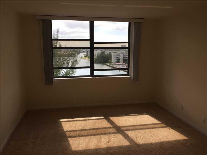 THE CLIPPER AT BISC COVE - Residential Lease