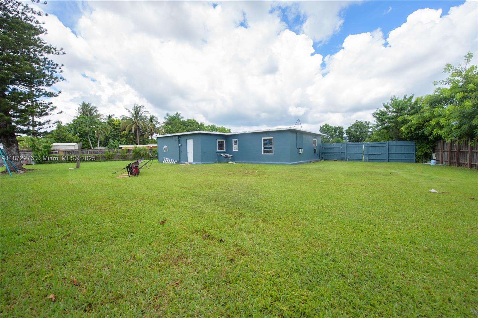 LEISURE CITY SEC 1 - Residential