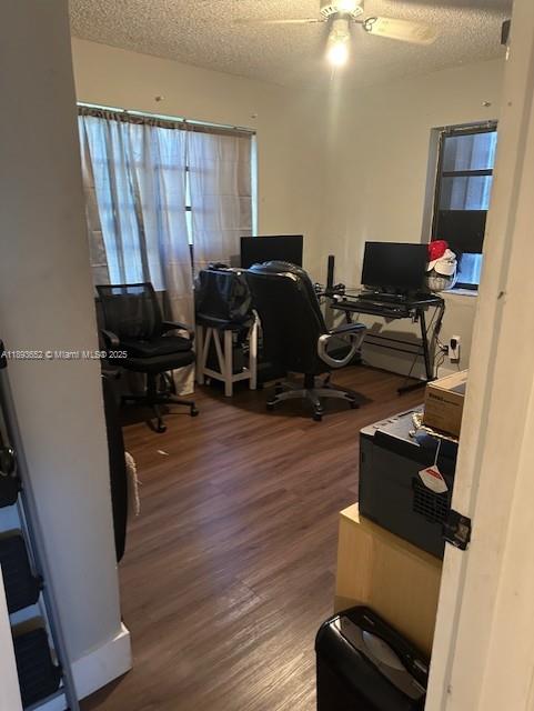 WESTWOOD LAKE 9TH ADDN - Residential