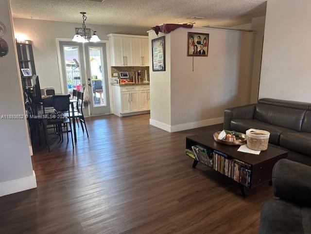 WESTWOOD LAKE 9TH ADDN - Residential