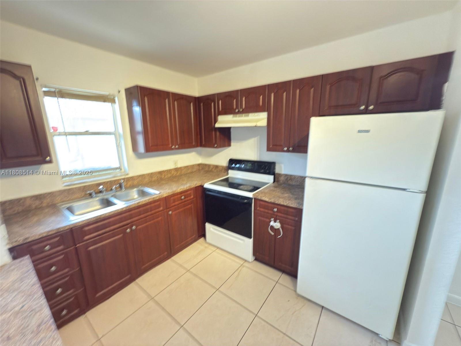 Rental Property at Address Not Disclosed, Lauderhill, Miami-Dade County, Florida - Bedrooms: 2 
Bathrooms: 1  - $1,700 MO.