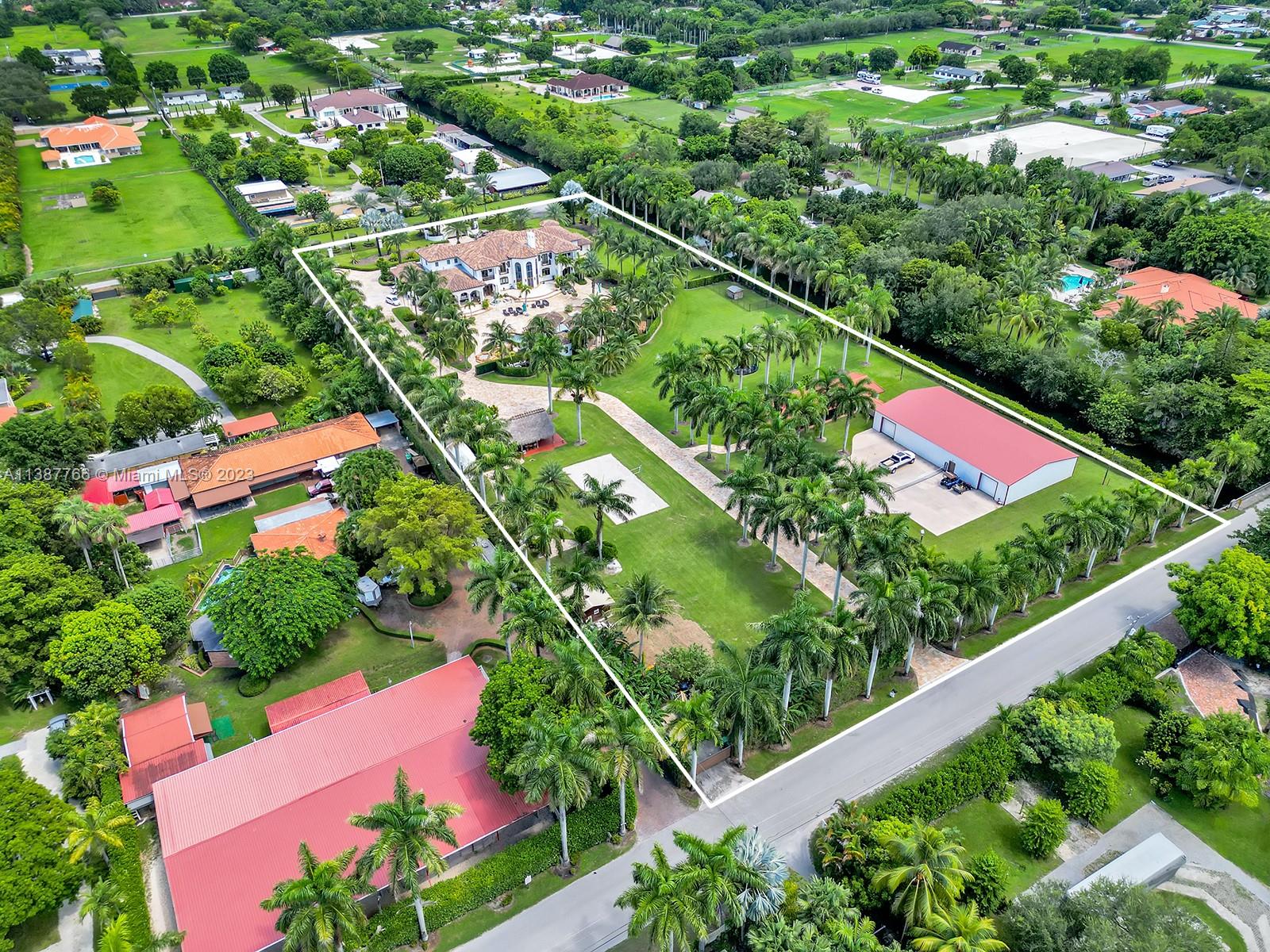 Horse Country - Residential