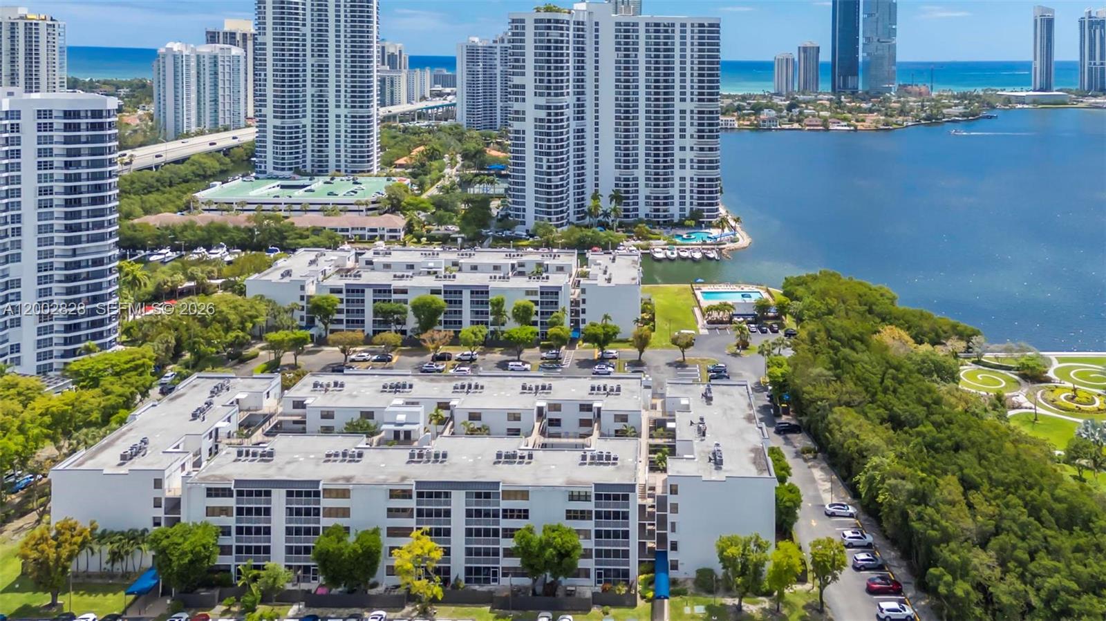 SOUTHVIEW AT AVENTURA CON - Residential