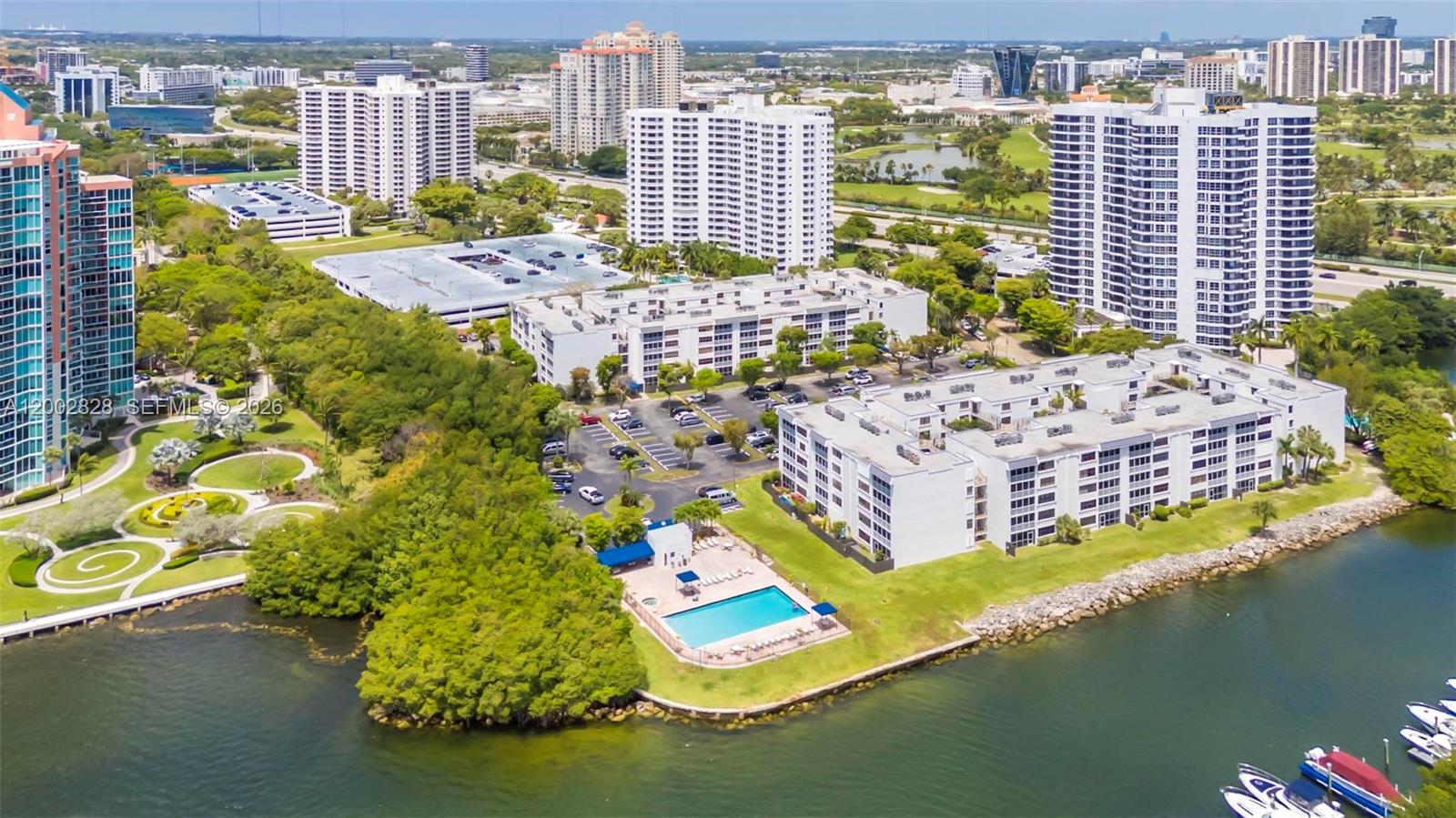 SOUTHVIEW AT AVENTURA CON - Residential