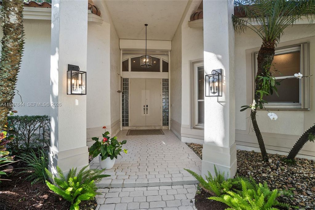 Photo of 440 Sabal Way, Weston, FL 33326 (MLS # A11947844)