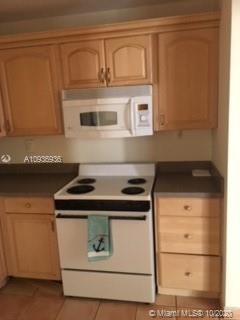 PLAZA TOWERS NORTH CONDO - Residential Lease