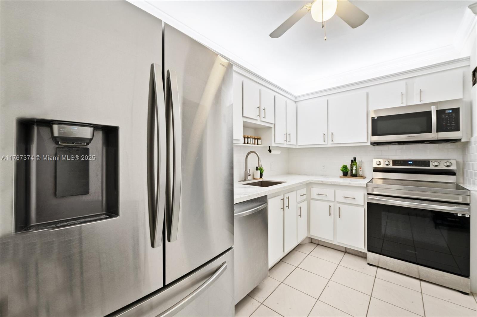 BONAVISTA CONDO - Residential