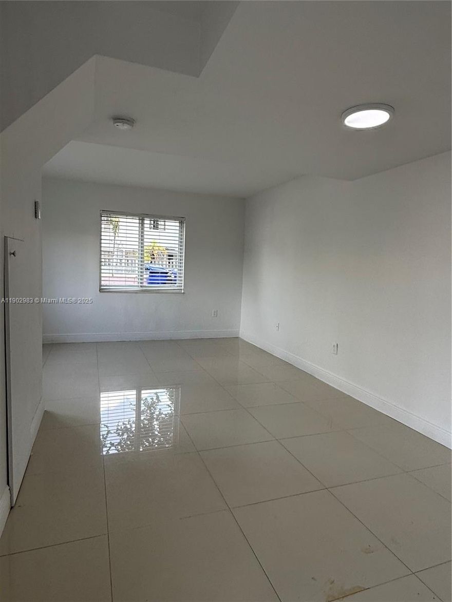 This is a beautiful upgraded apartment unit centrally located in the heart of Little Havana. It is minutes away from Brickell, downtown etc. Upgraded kitchen, bathroom and it has an open balcony. Ready to move in!! Only 1st Month and Security needed to move in.