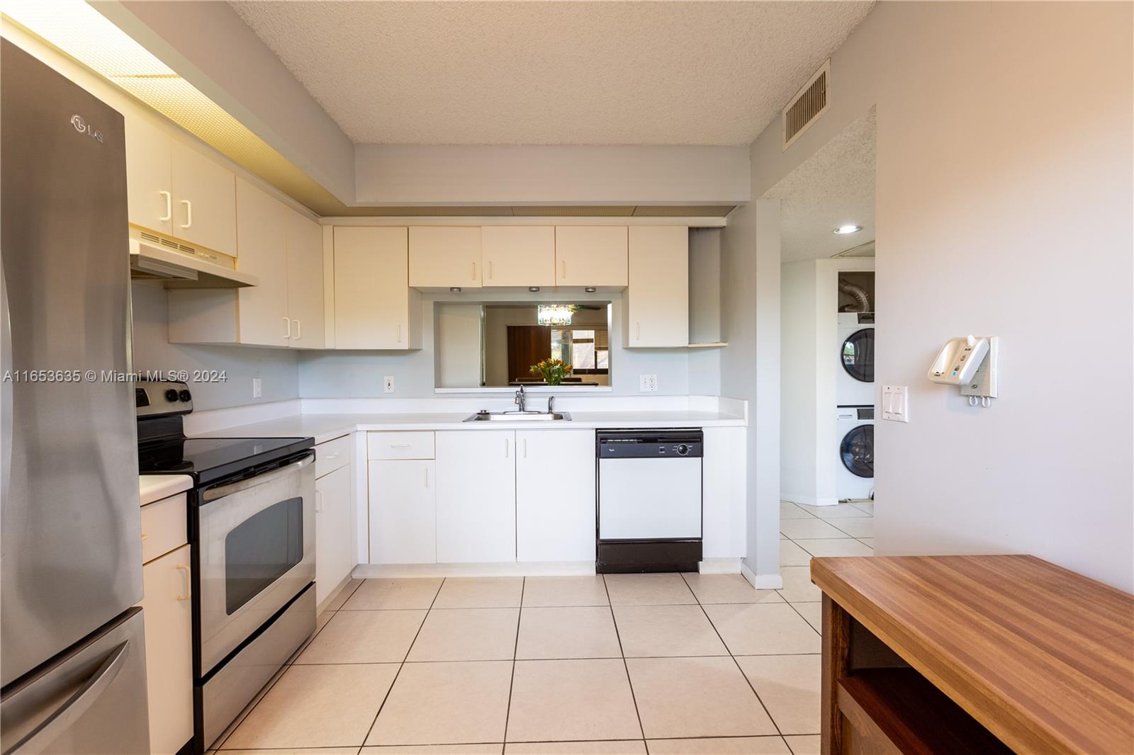 PLYMOUTH AT CENTURY VILLA - Residential
