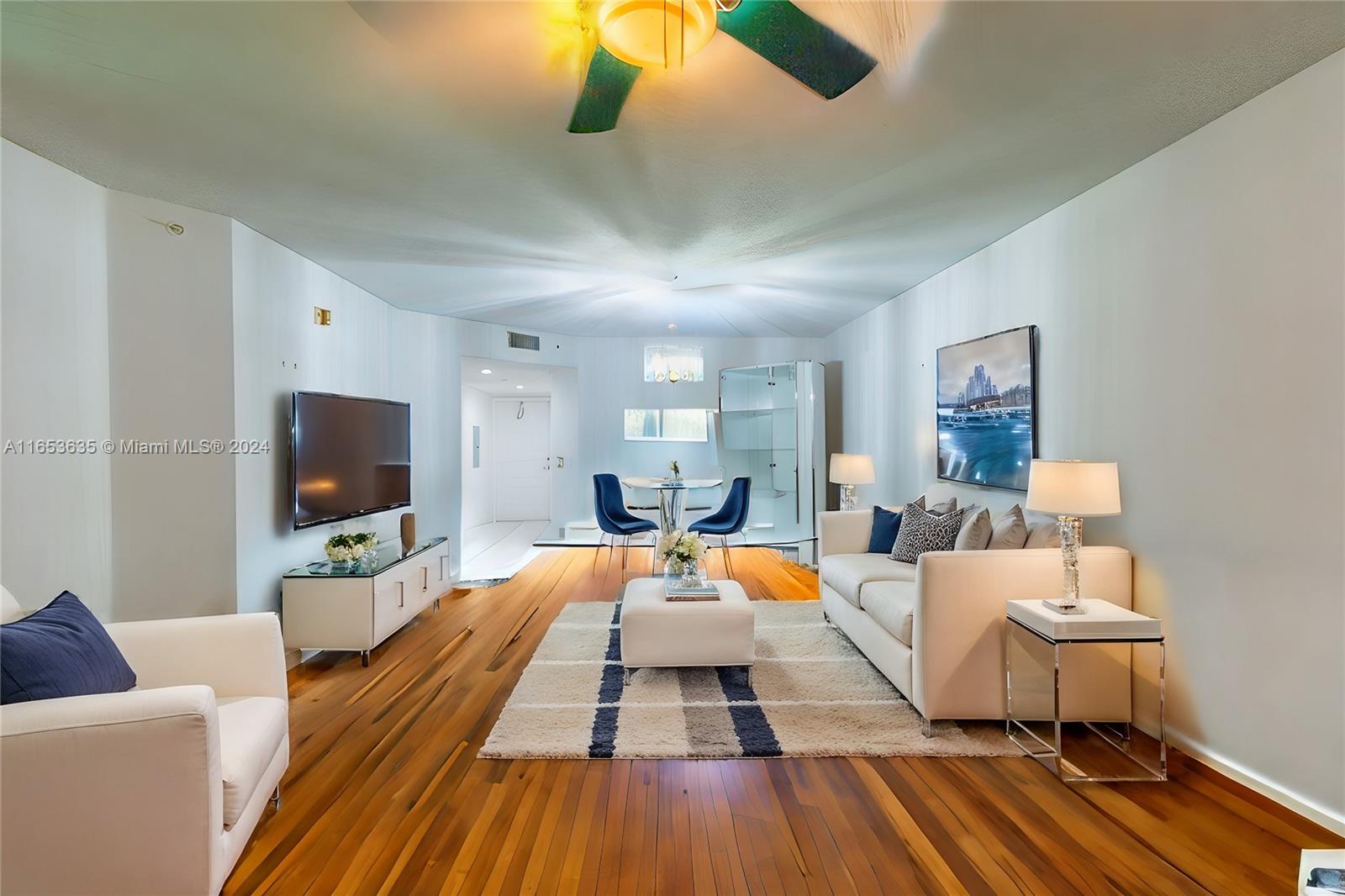 PLYMOUTH AT CENTURY VILLA - Residential