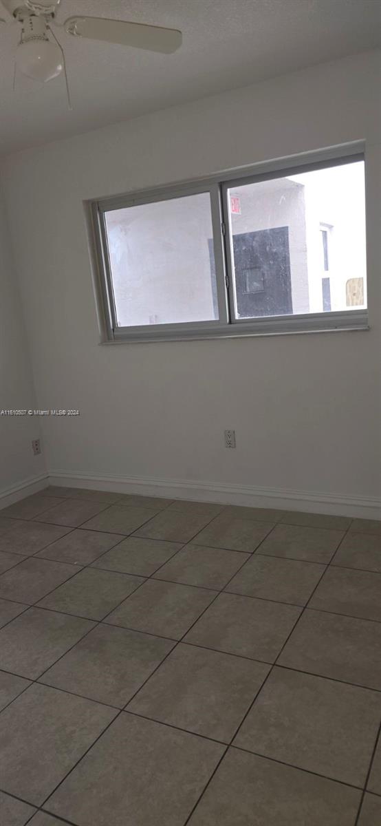 VISTA DEL LAGO I CONDO - Residential
