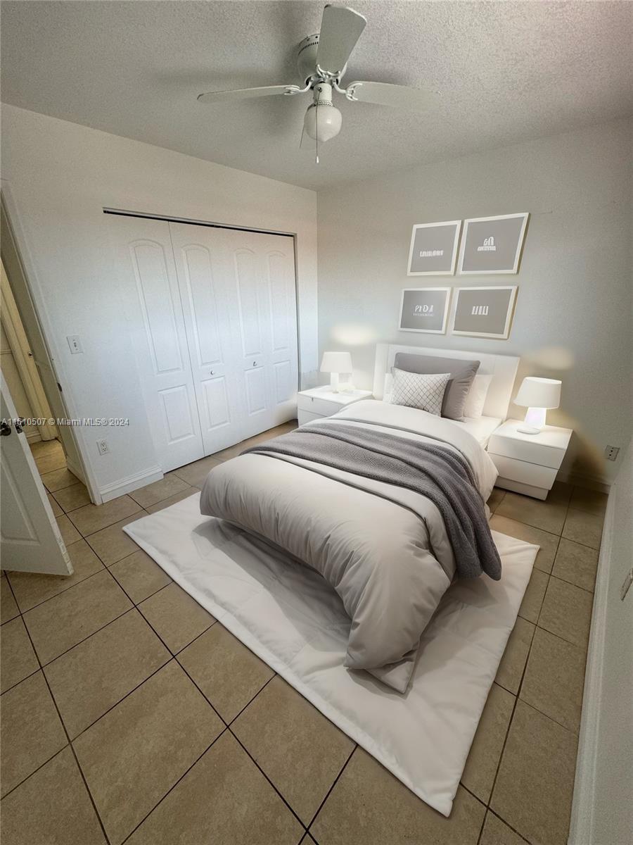 VISTA DEL LAGO I CONDO - Residential