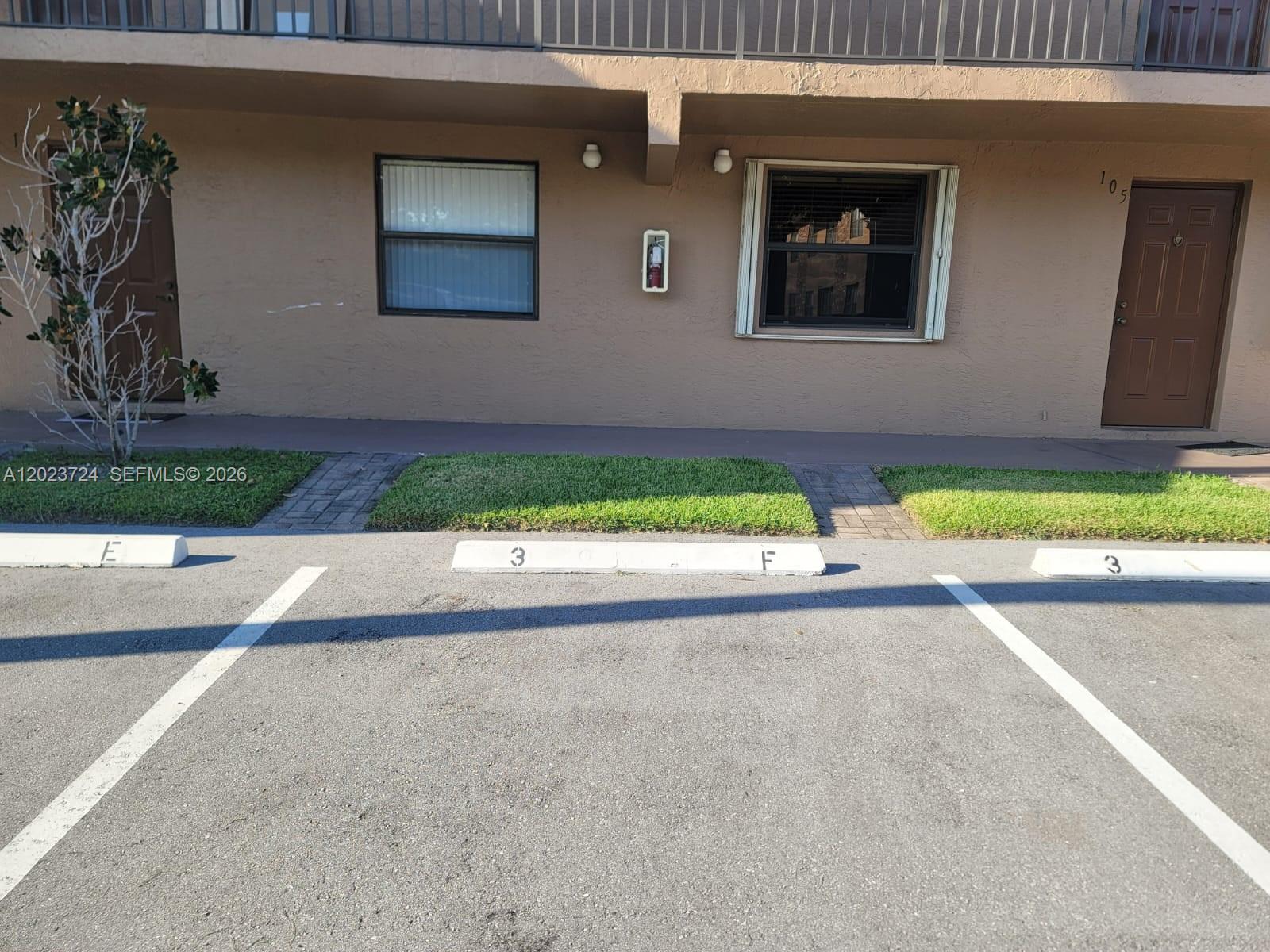 WINDING LAKE AT WELLEBY C - Residential Lease