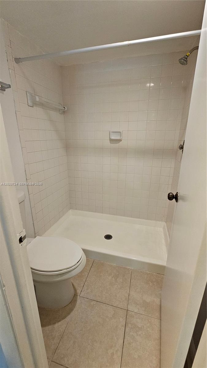 WINDING LAKE AT WELLEBY C - Residential Lease