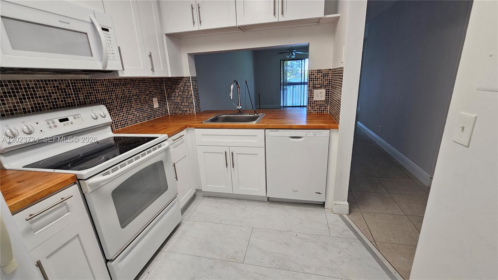 WINDING LAKE AT WELLEBY C - Residential Lease