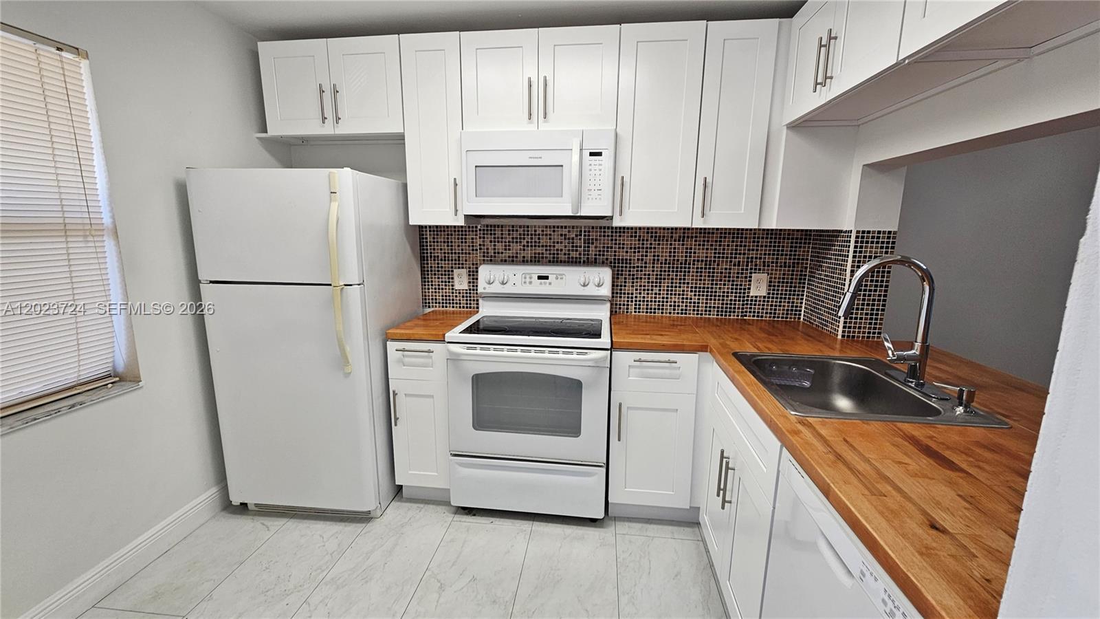 WINDING LAKE AT WELLEBY C - Residential Lease