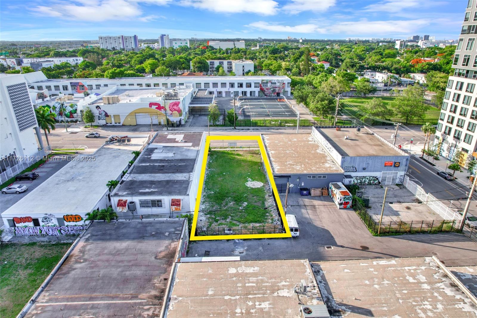 NORTHERN BLVD TRACK - Land