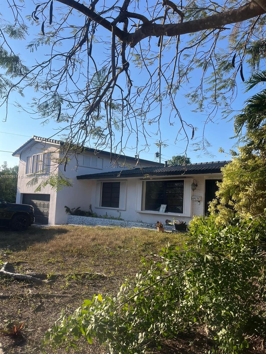9971 Colonial Dr