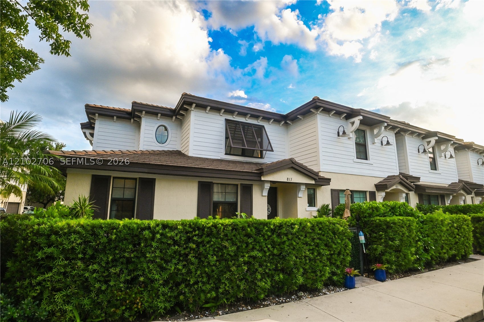 813 S Ocean Blvd