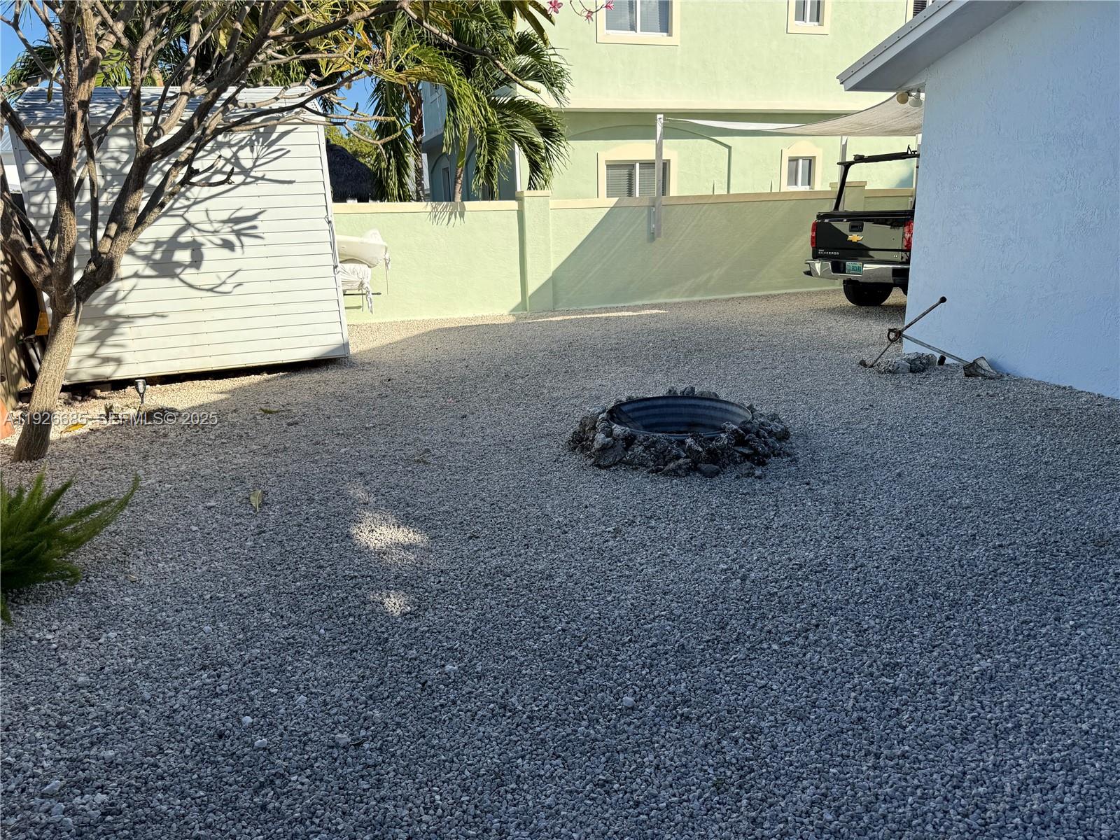 OCEAN ISLE ESTATE - Residential Lease