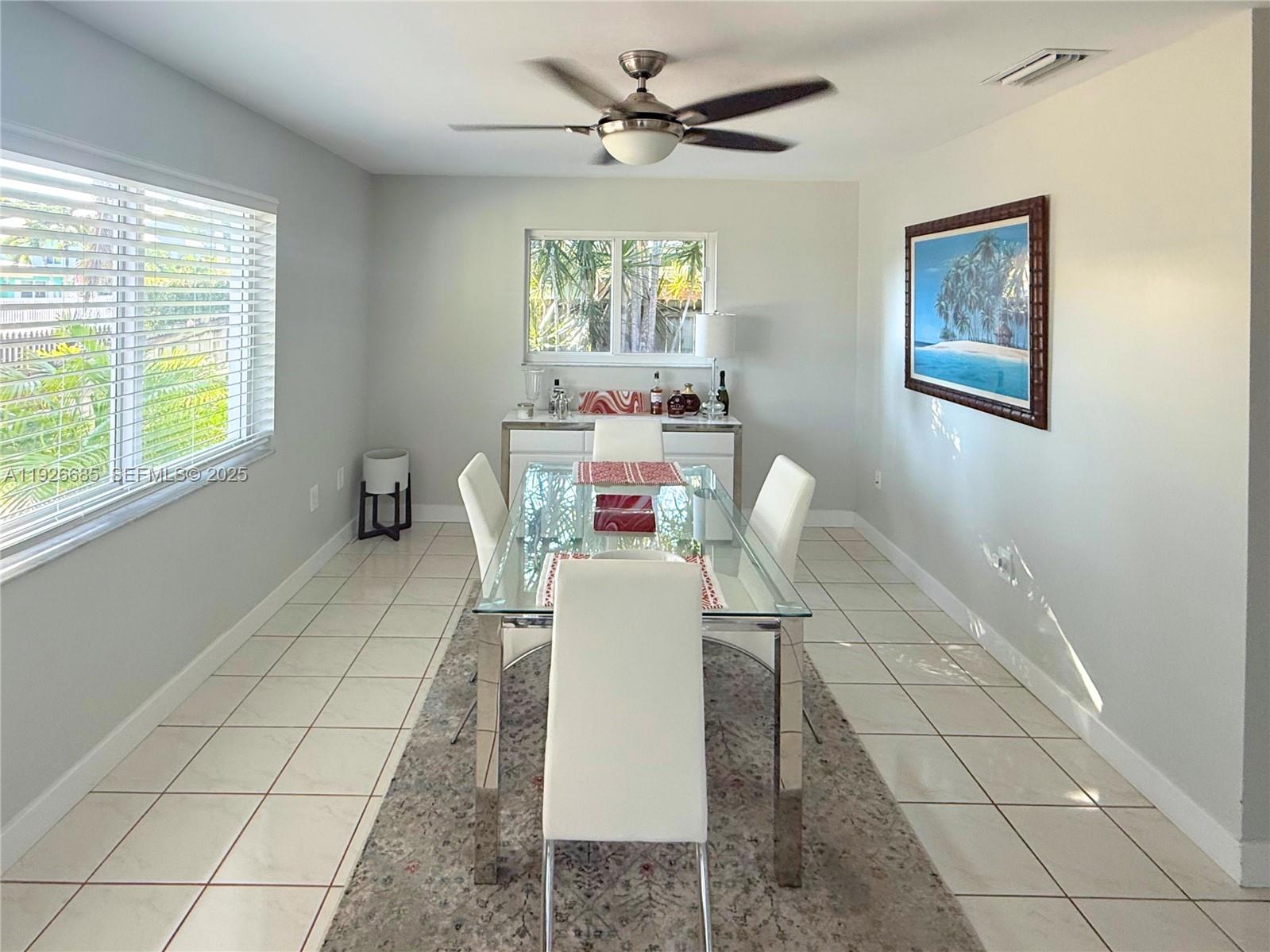 OCEAN ISLE ESTATE - Residential Lease