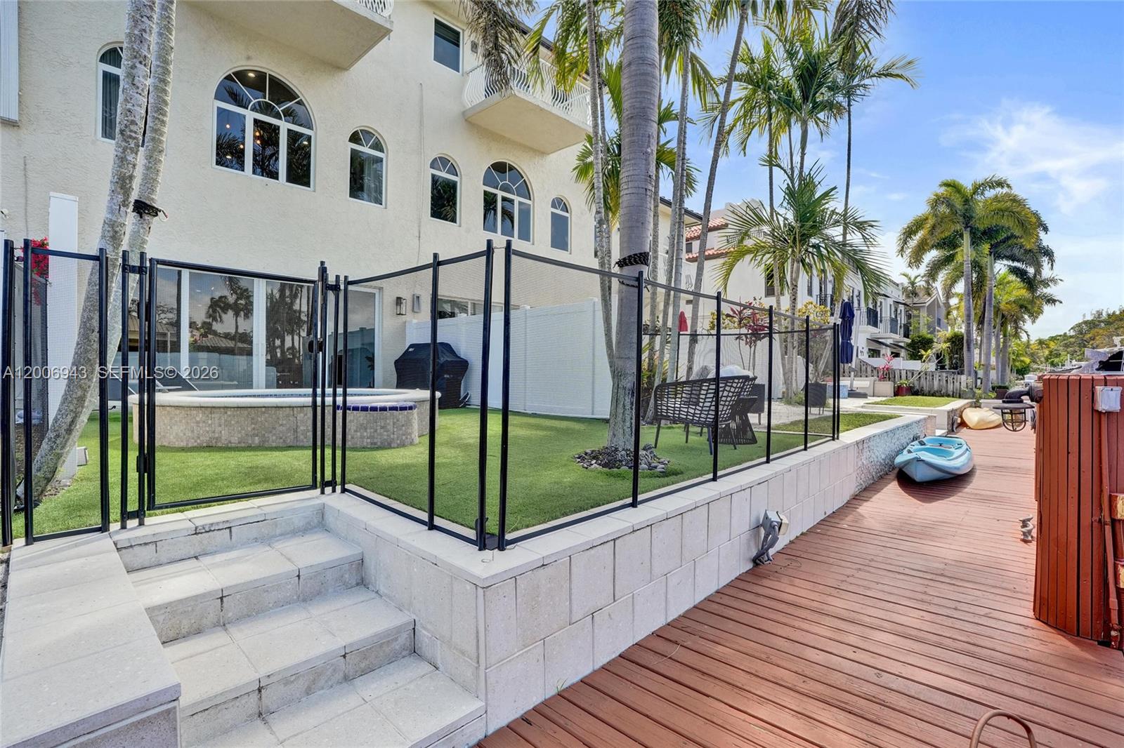 CORAL RIDGE - Residential