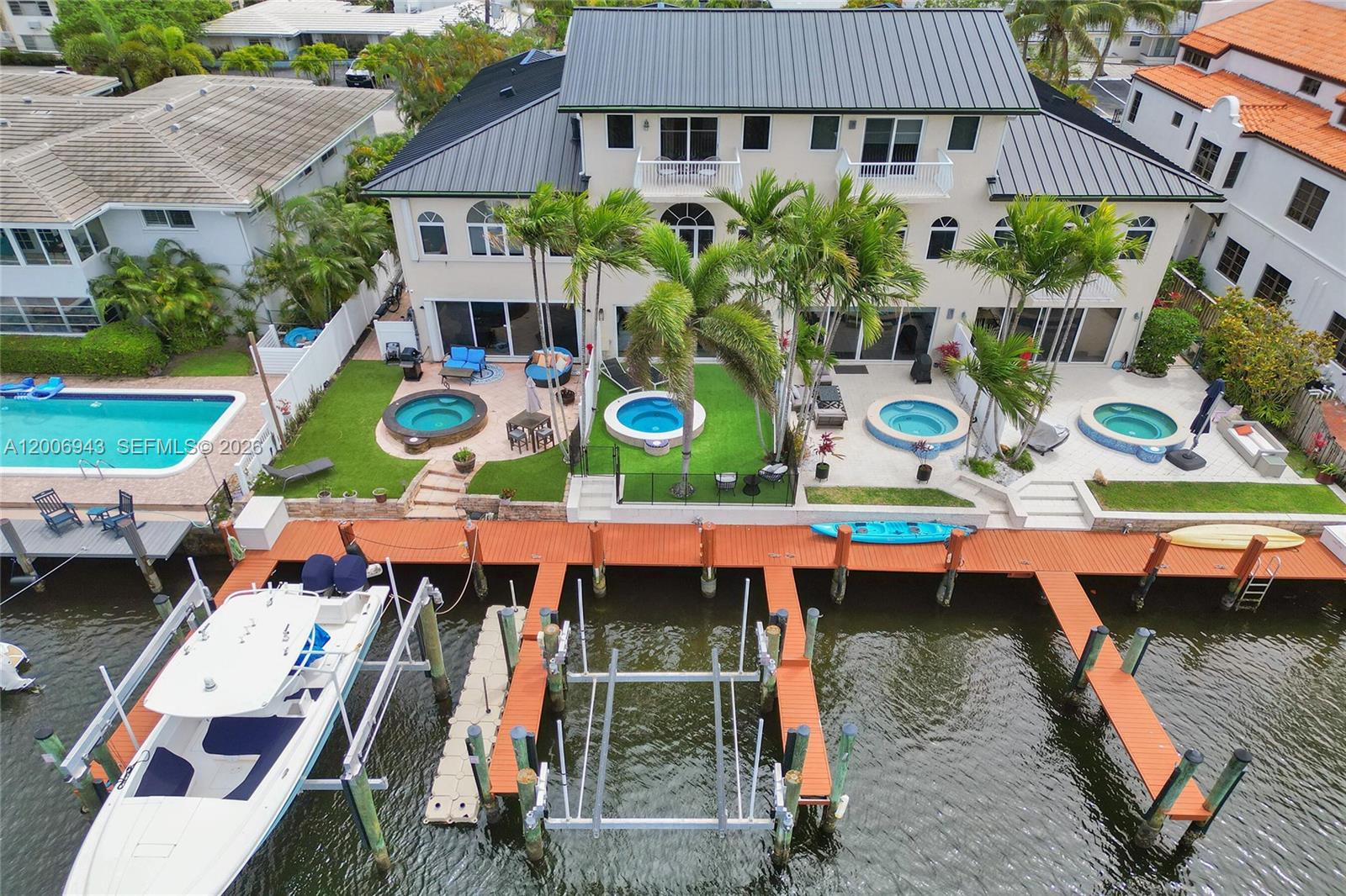 CORAL RIDGE - Residential