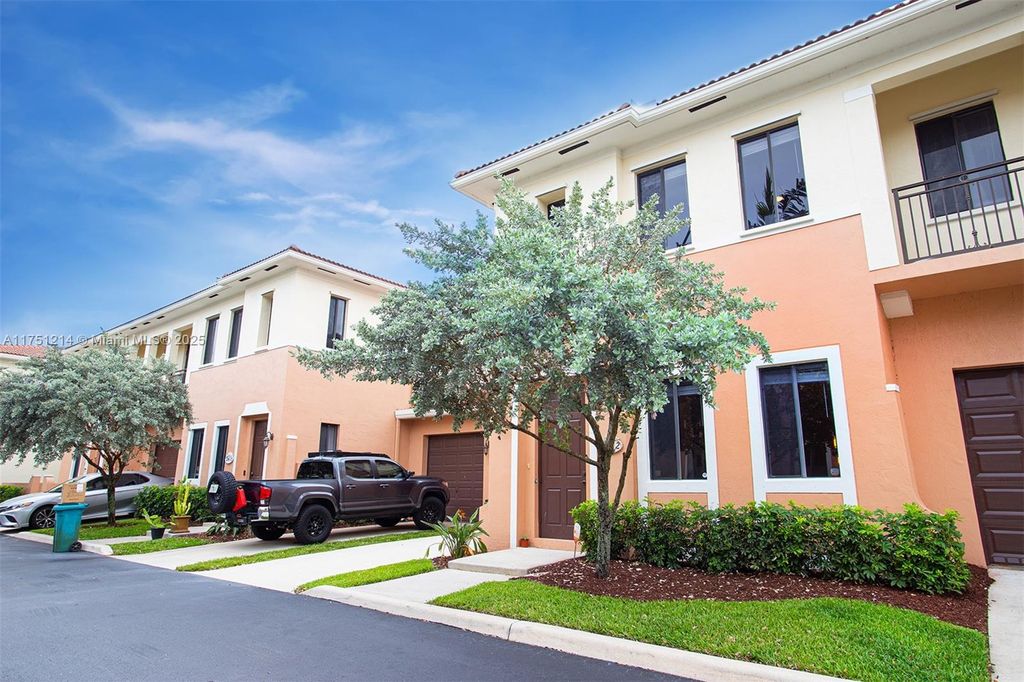 Photo of 2412 Venetian Way #2412, Boynton Beach, FL 33426 (MLS # A11751214)