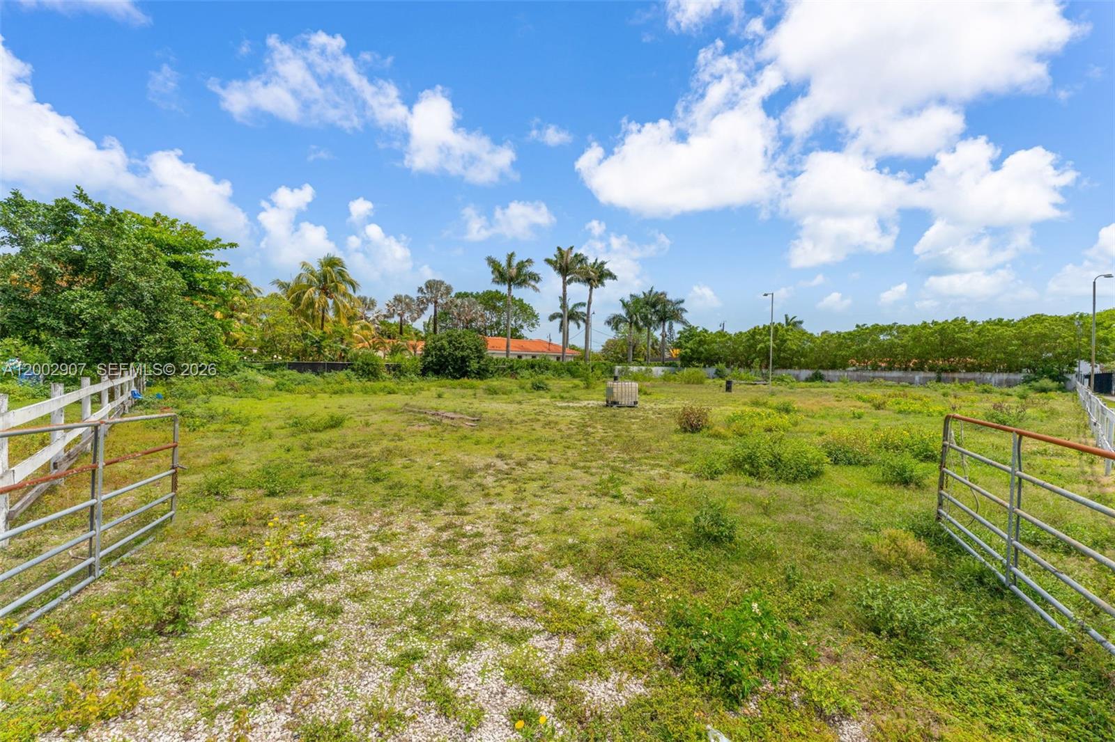 BIRD ROAD FARMSITES - Residential