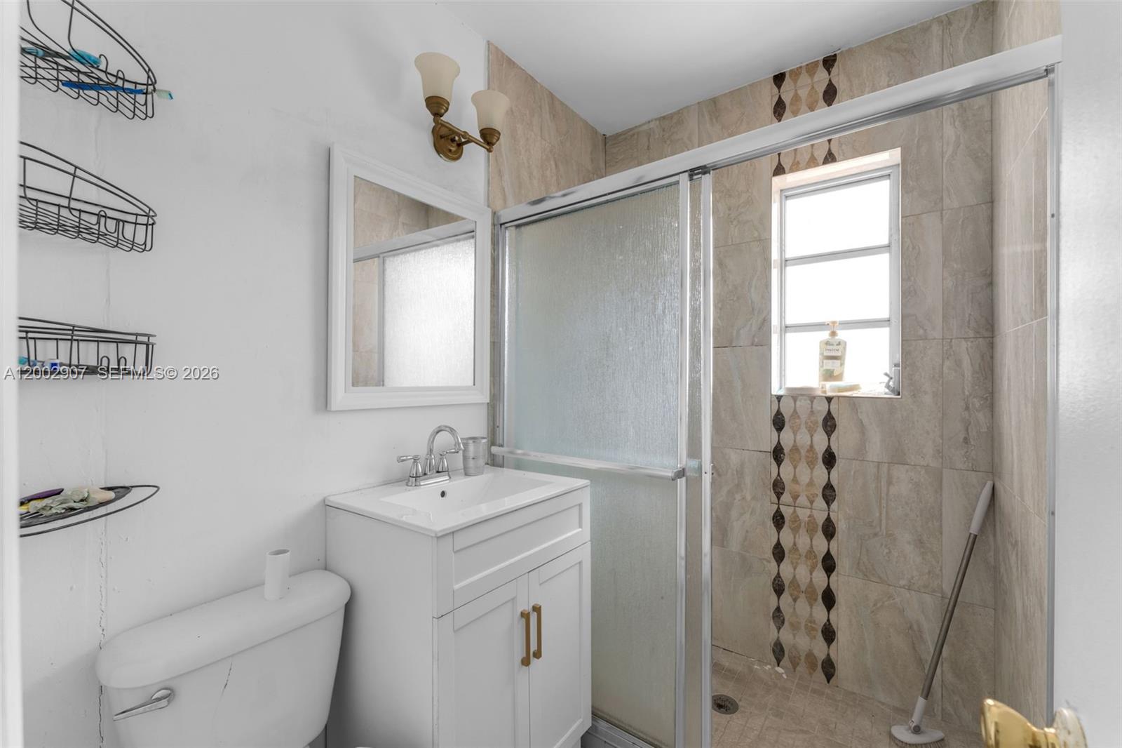 BIRD ROAD FARMSITES - Residential