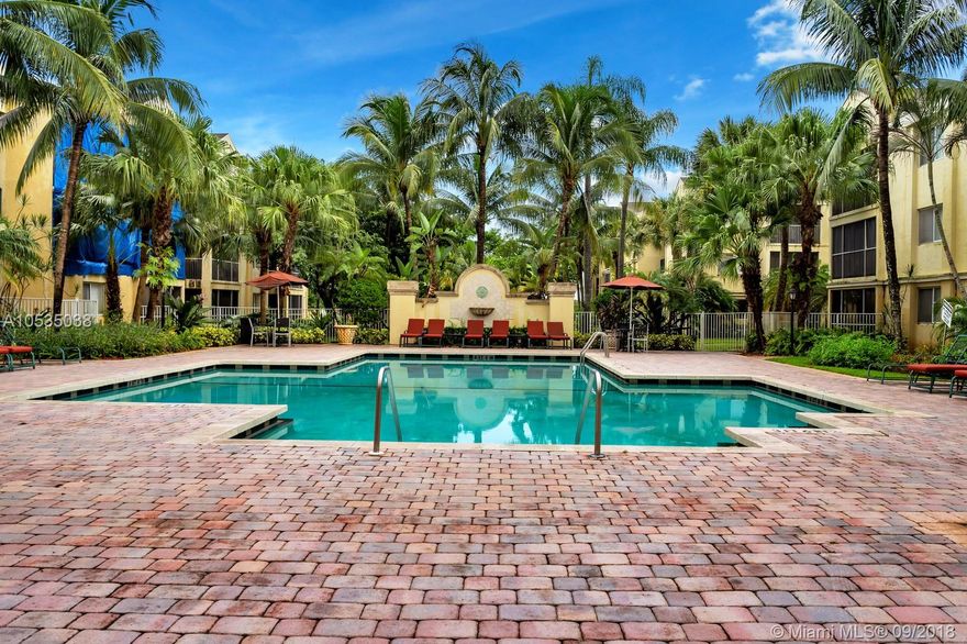 Beautifull 2 bedroom, 2 bathroom condo unit, spacious and comfortable in a gated community. New A/C unit recently installed. Walk-in clossets on each room. Full size washer and dryer on a laundry/pantry room. Granite counter top in kitchen. Tile on living areas and laminate floors in bedrooms. Management office on site. Club house with pool, exercise room and tennis courts. Best option to invest in the area. Ok to lease first year.