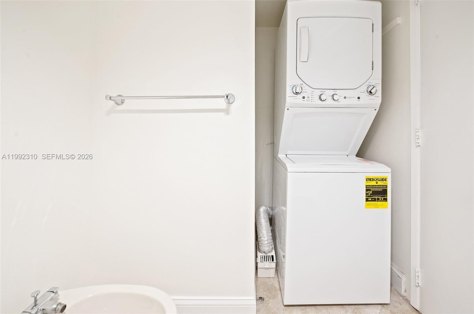 BRICKELL KEY ONE CONDO - Residential Lease