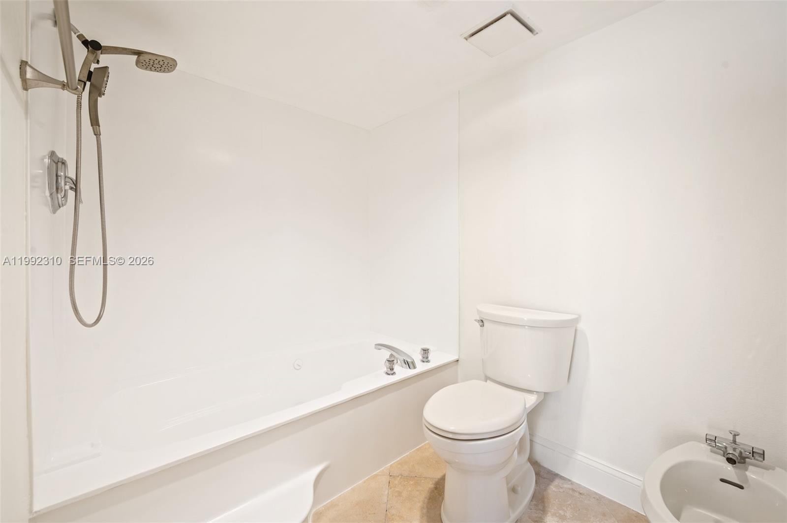 BRICKELL KEY ONE CONDO - Residential Lease