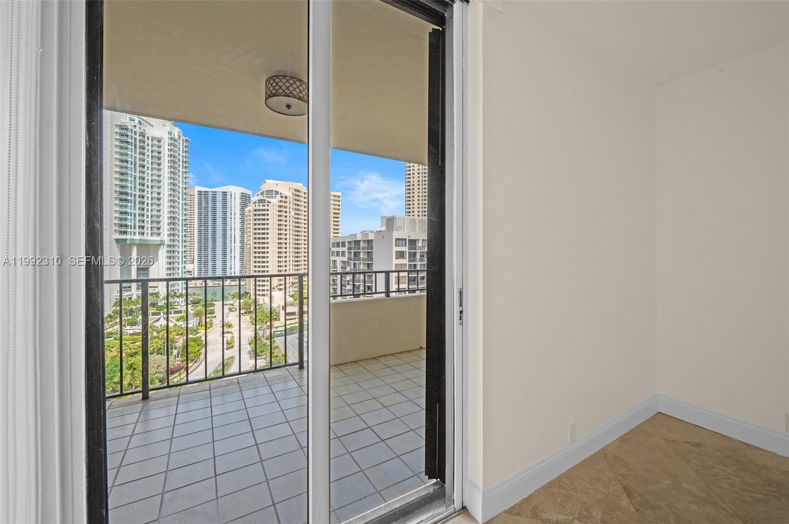 BRICKELL KEY ONE CONDO - Residential Lease