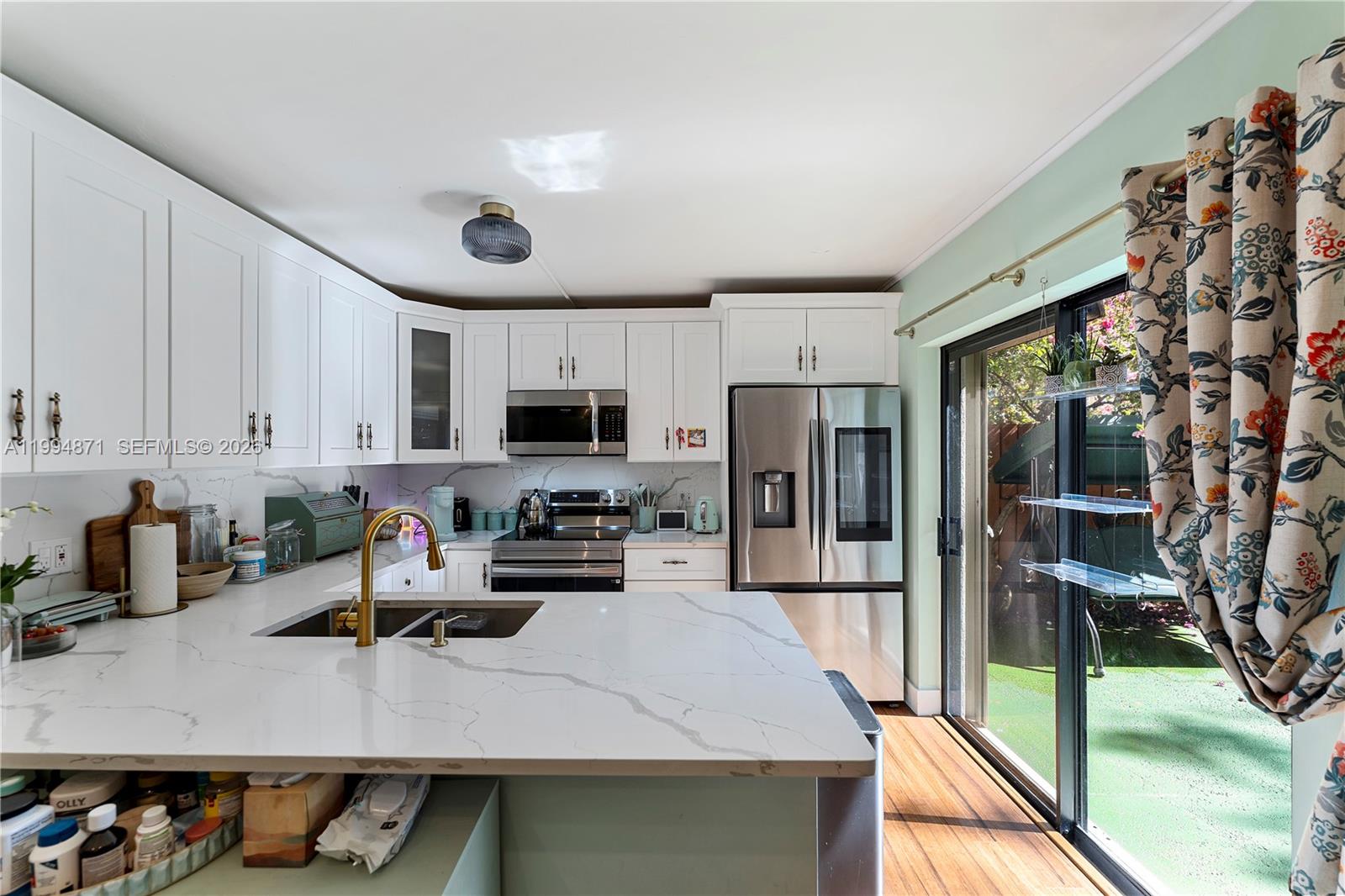 PINE ISLAND RIDGE SECTION - Residential